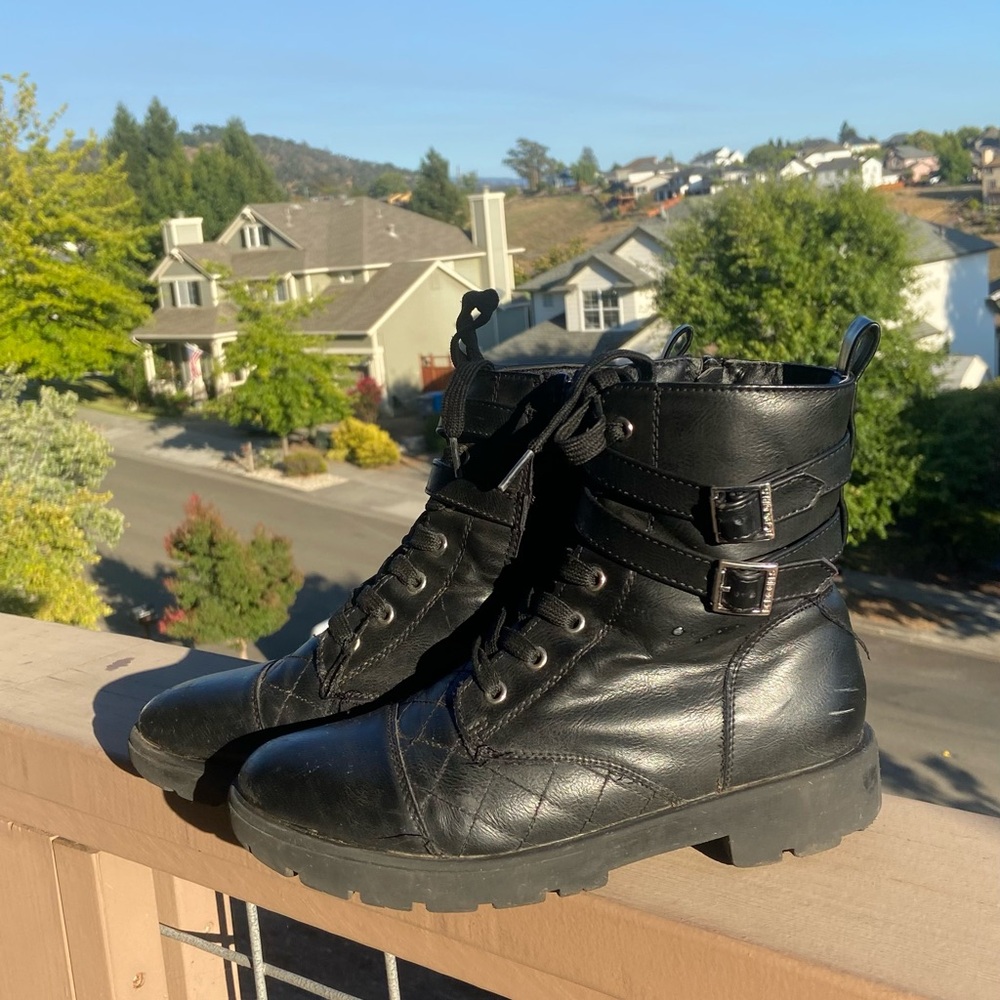 Black Leather Women's Boots
